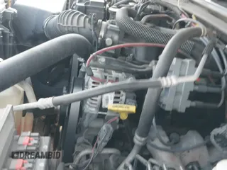 2008 Jeep Wrangler Unlimited X z VIN 1J4GA39148L612425, wystawiony jako IAAI lot #43266301 z przebiegiem 196 635 mil mil oraz . Historia ofert i sprzedaży dostępna na DreamBid. Obrazek 19.