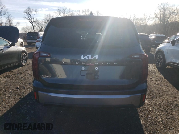 2024 Kia Telluride LX z VIN 5XYP24GC1RG553134, wystawiony jako Copart lot #43532105 z przebiegiem Nie podano mil oraz Szkoda całkowita • Salvage title. Historia ofert i sprzedaży dostępna na DreamBid. Obrazek 6.