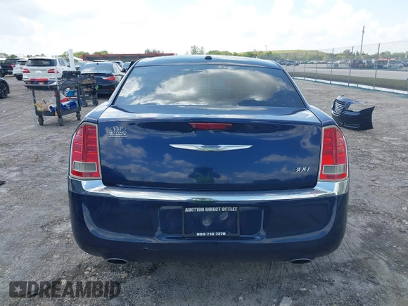 2014 Chrysler 300 with VIN 2C3CCAAG6EH288572, listed as a IAAI auction lot 41937363 with 182,605 mi miles. Bid and sale history available at carsss.com. Image 17.