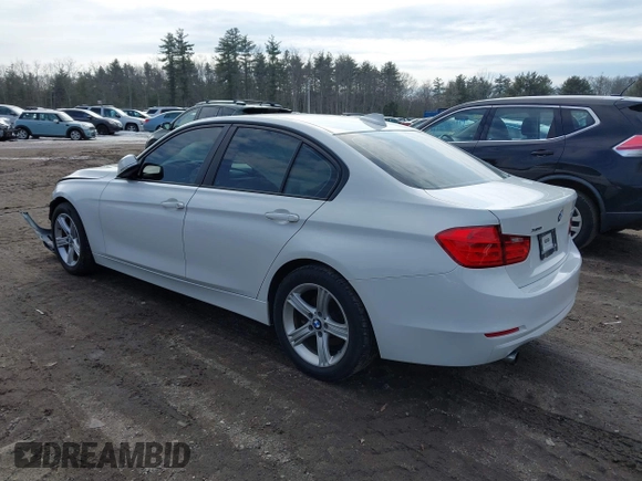 2014 BMW 3 Series 320i xDrive с VIN WBA3C3C56EP661301, выставлен на аукционе IAAI как лот 41673054 с пробегом 78 741 миль миль и . История ставок и продаж доступна на DreamBid. Изображение 3.