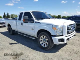 2015 Ford Super Duty F-250 SRW XLT with VIN 1FT7X2BT9FEB24065, listed as a Copart auction lot 51700525 with 204,885 mi miles and Salvage Title. Bid and sale history available at carsss.com. Image 4.