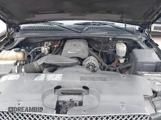 2003 Chevrolet Silverado 1500 with VIN 2GCEK19T831213564, listed as a IAAI auction lot 41616748 with 179,876 mi miles. Bid and sale history available at carsss.com. Image 10.