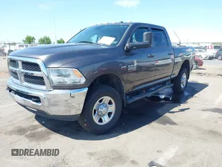 2015 Ram 2500 Tradesman z VIN 3C6TR5CT5FG528294, wystawiony jako IAAI lot #42374966 z przebiegiem Nie podano mil oraz . Historia ofert i sprzedaży dostępna na DreamBid. Obrazek 17.