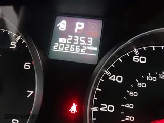 2014 Subaru Outback 2.5i with VIN 4S4BRBAC4E3277979, listed as a IAAI auction lot 42024903 with 202,662 mi miles. Bid and sale history available at carsss.com. Image 15.