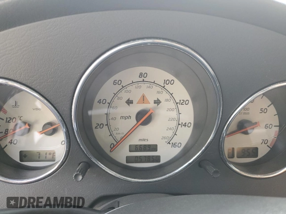 2002 Mercedes-Benz SLK-Class 2.3L Kompressor with VIN WDBKK49F22F249805, listed as a Copart auction lot 71058304 with 57,850 mi miles and Salvage Title. Bid and sale history available at carsss.com. Image 9.