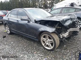 2008 Mercedes-Benz C-Class 3.0L Sport with VIN WDDGF54X28R013010, listed as a IAAI auction lot 41532221 with 210,620 mi miles. Bid and sale history available at carsss.com. Image 1.