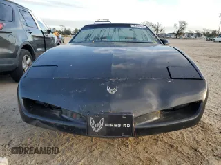 1992 Pontiac Firebird z VIN 1G2FS23T0NL203325, wystawiony jako Copart lot #76359414 z przebiegiem 198 651 mil mil oraz Nie do naprawy • Non repairable. Historia ofert i sprzedaży dostępna na DreamBid. Obrazek 5.