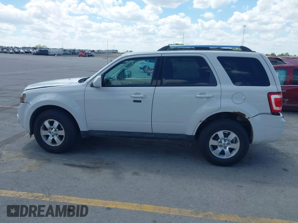 2011 Ford Escape Limited z VIN 1FMCU0EG4BKA38230, wystawiony jako IAAI lot #42274723 z przebiegiem 181 000 mil mil oraz . Historia ofert i sprzedaży dostępna na DreamBid. Obrazek 14.