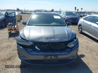 2019 Volkswagen Jetta S z VIN 3VWC57BU9KM223304, wystawiony jako IAAI lot #41722624 z przebiegiem 111 751 mil mil oraz . Historia ofert i sprzedaży dostępna na DreamBid. Obrazek 12.