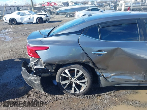 2016 Nissan Maxima Platinum with VIN 1N4AA6AP7GC409949, listed as a IAAI auction lot 41214746 with 190,853 mi miles and . Bid and sale history available at DreamBid. Image 17.