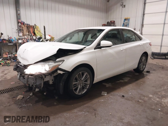 2015 Toyota Camry XLE with VIN 4T1BF1FK0FU102269, listed as a IAAI auction lot 41379555 with 160,056 mi miles. Bid and sale history available at carsss.com. Image 18.