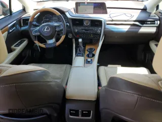 2017 Lexus RX 350 z VIN 2T2BZMCA2HC122480, wystawiony jako Copart lot #55999725 z przebiegiem 117 455 mil mil oraz Szkoda całkowita • Salvage title. Historia ofert i sprzedaży dostępna na DreamBid. Obrazek 8.
