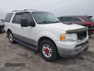 2003 Ford Expedition Special Service with VIN 1FMFU16L63LA30060, listed as a IAAI auction lot 41619687 with 178,703 mi miles. Bid and sale history available at carsss.com. Image 1.
