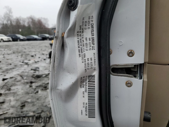 2014 Chrysler 300 with VIN 2C3CCAAG9EH220962, listed as a Copart auction lot 50190485 with 129,098 mi miles and Salvage Title. Bid and sale history available at carsss.com. Image 14.