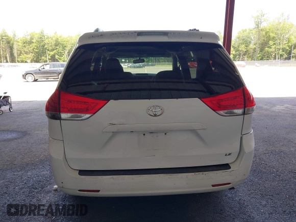 2011 Toyota Sienna LE AAS с VIN 5TDKK3DC8BS007447, выставлен на аукционе IAAI как лот 42578515 с пробегом Не указан миль и . История ставок и продаж доступна на DreamBid. Изображение 15.