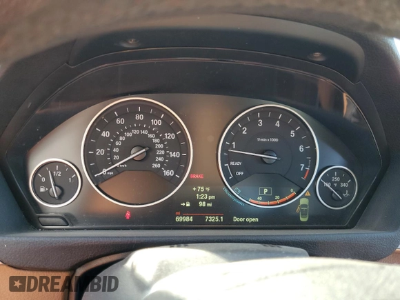 2014 BMW 4 Series 428i xDrive with VIN WBA3T1C55EPS98364, listed as a Copart auction lot 38431574 with 69,984 mi miles and Salvage Title. Bid and sale history available at carsss.com. Image 9.