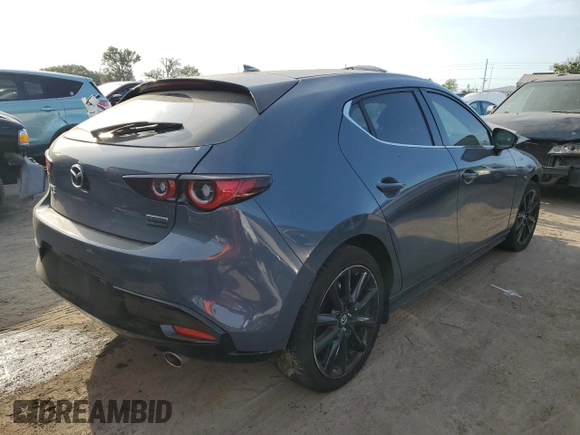 2022 Mazda Mazda3 Hatchback Premium with VIN JM1BPBML0N1511116, listed as a Copart auction lot 43811523 with 16,916 mi miles. Bid and sale history available at carsss.com. Image 3.