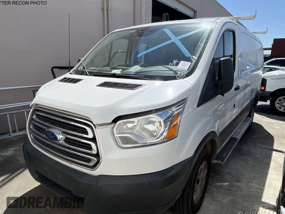 2019 Ford Transit with VIN 1FTYR1YMXKKB00944, listed as a IAAI auction lot 42220571 with 115,679 mi miles. Bid and sale history available at carsss.com. Image 1.