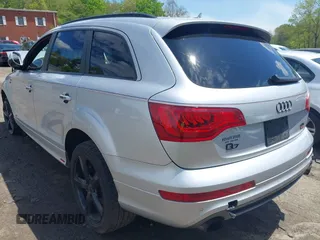 2015 Audi Q7 S line Prestige with VIN WA1DGAFE6FD008203, listed as a IAAI auction lot 42165490 with 111,158 mi miles and . Bid and sale history available at DreamBid. Image 3.