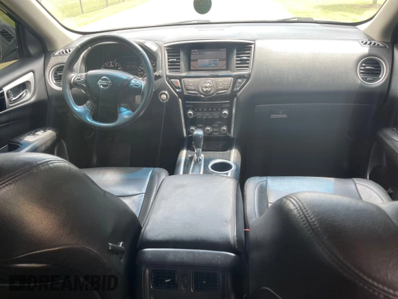 2014 Nissan Pathfinder Platinum with VIN 5N1AR2MN6EC733487, listed as a Copart auction lot 62967685 with 132,721 mi miles and Clean title. Bid and sale history available at DreamBid. Image 9.
