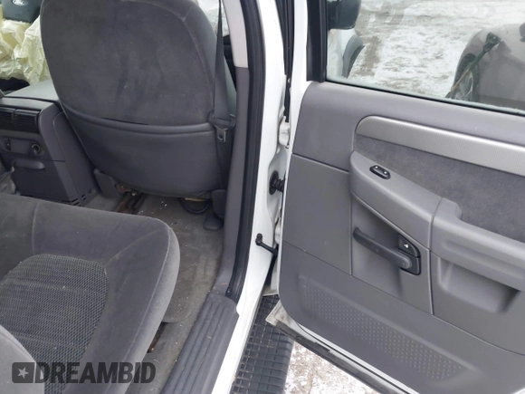 2003 Ford Explorer XLT with VIN 1FMZU73K43UC34135, listed as a IAAI auction lot 41283591 with 144,395 mi miles and . Bid and sale history available at DreamBid. Image 8.
