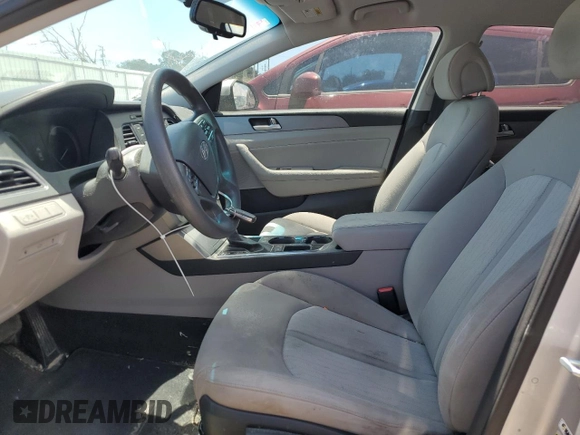 2016 Hyundai Sonata Hybrid SE with VIN KMHE24L19GA013230, listed as a Copart auction lot 61847783 with 98,244 mi miles. Bid and sale history available at carsss.com. Image 7.