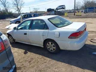 2002 Honda Accord Sdn EX with VIN 1HGCG566X2A106388, listed as a IAAI auction lot 41762046 with 227,512 mi miles. Bid and sale history available at carsss.com. Image 15.