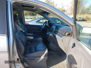 2007 Honda Odyssey EX-L with VIN 5FNRL387X7B140294, listed as a IAAI auction lot 41995795 with 202,934 mi miles. Bid and sale history available at carsss.com. Image 5.