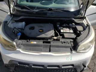 2014 Kia Soul + with VIN KNDJP3A59E7015882, listed as a Copart auction lot 52541815 with 130,768 mi miles and Salvage Title. Bid and sale history available at carsss.com. Image 11.