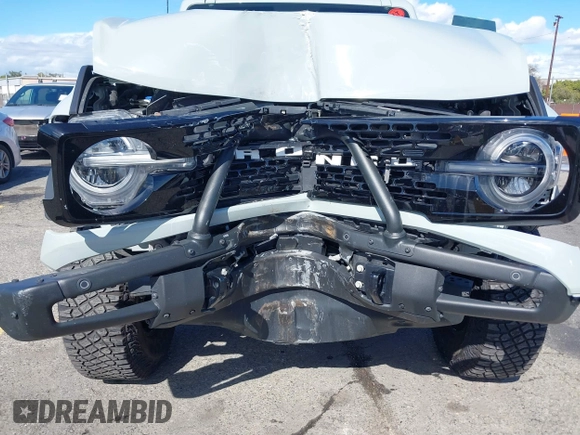 2022 Ford Bronco with VIN 1FMEE5DP1NLB51765, listed as a IAAI auction lot 41792547 with 24,666 mi miles. Bid and sale history available at carsss.com. Image 6.