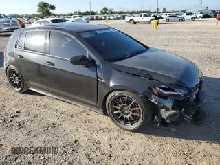 2018 Volkswagen Golf GTI S with VIN 3VW447AUXJM281364, listed as a Copart auction lot 67540504 with 91,966 mi miles and Salvage Title. Bid and sale history available at carsss.com. Image 4.