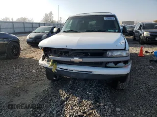2006 Chevrolet Suburban LS with VIN 1GNFK16Z66J166999, listed as a Copart auction lot 83565514 with 0 mi miles and Salvage Title. Bid and sale history available at carsss.com. Image 5.