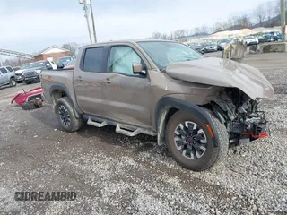 2024 Nissan Frontier PRO-4X with VIN 1N6ED1EK9RN617100, listed as a IAAI auction lot 41067430 with 1 mi miles. Bid and sale history available at carsss.com. Image 1.