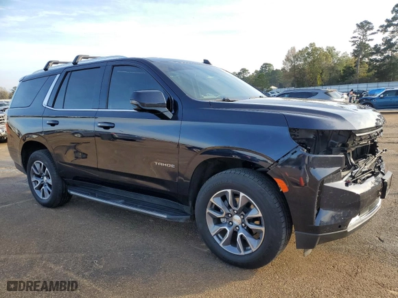 2022 Chevrolet Tahoe LT with VIN 1GNSCNKD3NR365179, listed as a Copart auction lot 82892144 with 53,447 mi miles and Salvage Title. Bid and sale history available at carsss.com. Image 4.