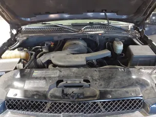 2004 Chevrolet Avalanche Z66 with VIN 3GNEC12T14G257462, listed as a IAAI auction lot 41330403 with 171,295 mi miles and . Bid and sale history available at DreamBid. Image 10.