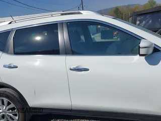 2016 Nissan Rogue SV with VIN KNMAT2MTXGP627849, listed as a IAAI auction lot 41898568 with 167,579 mi miles. Bid and sale history available at carsss.com. Image 13.