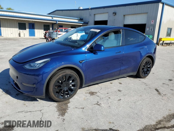 2020 Tesla Model Y Long Range with VIN 5YJYGDEE8LF034719, listed as a Copart auction lot 50888365 with 55,307 mi miles and Salvage Title. Bid and sale history available at DreamBid. Image 1.