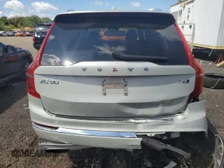 2021 Volvo XC90 Inscription with VIN YV4A22PL1M1741412, listed as a Copart auction lot 68426924 with 38,189 mi miles and Salvage Title. Bid and sale history available at DreamBid. Image 6.