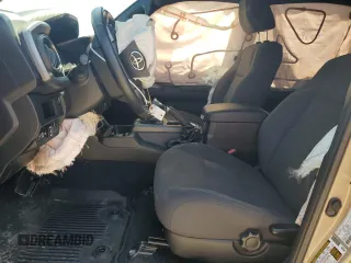 2018 Toyota Tacoma SR with VIN 3TMCZ5AN4JM183590, listed as a Copart auction lot 51714455 with 102,757 mi miles and Salvage Title. Bid and sale history available at DreamBid. Image 7.