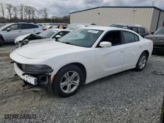 2015 Dodge Charger SE with VIN 2C3CDXBGXFH812029, listed as a Copart auction lot 50256135 with 268,830 mi miles and Salvage Title. Bid and sale history available at carsss.com. Image 1.