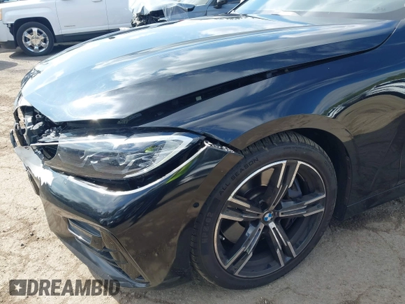 2023 BMW 4 Series M440i with VIN WBA53AT09PCL49954, listed as a IAAI auction lot 41478951 with 27,105 mi miles and . Bid and sale history available at DreamBid. Image 19.