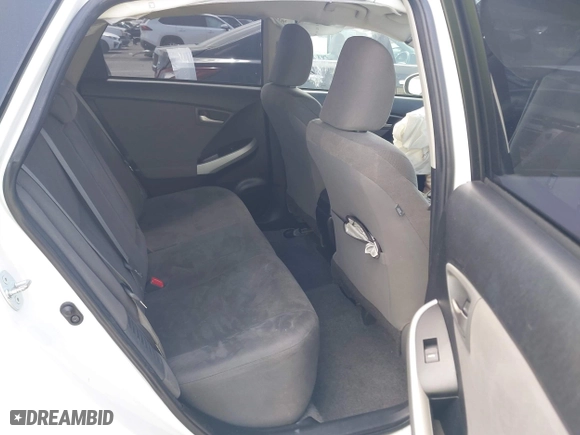 2014 Toyota Prius Plug-In with VIN JTDKN3DP6E3050927, listed as a IAAI auction lot 41871777 with 155,040 mi miles. Bid and sale history available at carsss.com. Image 8.