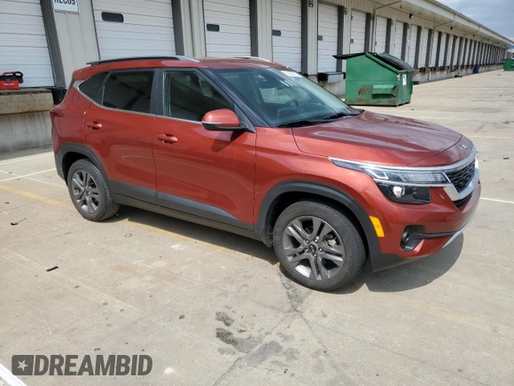2021 Kia Seltos S z VIN KNDEU2AA4M7199712, wystawiony jako Copart lot #50824765 z przebiegiem 40 455 mil mil oraz Szkoda całkowita • Salvage title. Historia ofert i sprzedaży dostępna na DreamBid. Obrazek 4.