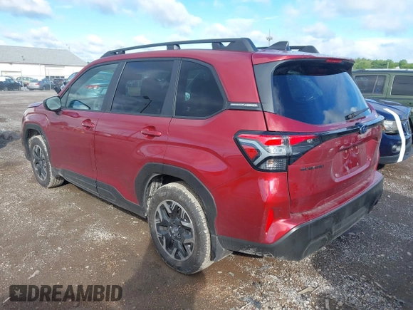 2025 Subaru Forester Premium with VIN JF2SLDBCXSH524065, listed as a IAAI auction lot 42329720 with 2,875 mi miles and . Bid and sale history available at DreamBid. Image 3.