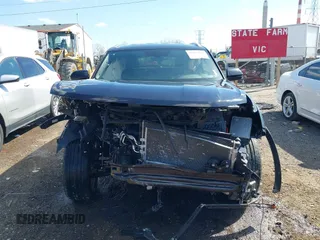 2023 Volkswagen Atlas SE z VIN 1V2HE2CA4PC209916, wystawiony jako IAAI lot #41957199 z przebiegiem 24 799 mil mil oraz . Historia ofert i sprzedaży dostępna na DreamBid. Obrazek 13.