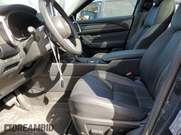 2024 Mazda CX-50 2.5 Turbo with VIN 7MMVABXY0RN187945, listed as a Copart auction lot 76085454 with 30,686 mi miles and Salvage title. Bid and sale history available at DreamBid. Image 7.