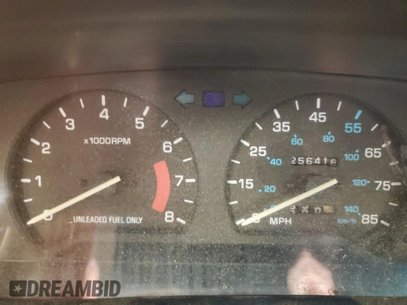 1992 Geo Prizm z VIN 1Y1SK5466NZ069241, wystawiony jako Copart lot #55314255 z przebiegiem 256 418 mil mil oraz Szkody całkowita. Historia ofert i sprzedaży dostępna na DreamBid. Obrazek 9.