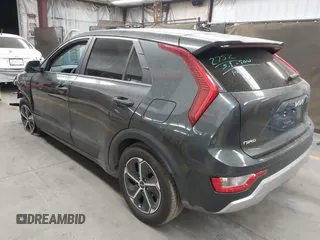 2024 Kia Niro LX with VIN KNDCP3LE0R5189752, listed as a IAAI auction lot 41611510 with 10,989 mi miles. Bid and sale history available at carsss.com. Image 3.