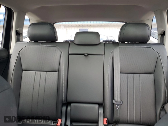 2023 Volkswagen Tiguan SE with VIN 3VVNB7AX2PM058818, listed as a Copart auction lot 55518755 with 35,878 mi miles and Salvage title. Bid and sale history available at DreamBid. Image 10.