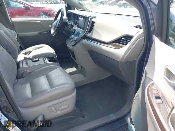 2016 Toyota Sienna Limited with VIN 5TDDK3DC1GS137831, listed as a IAAI auction lot 42286909 with 151,904 mi miles and . Bid and sale history available at DreamBid. Image 5.